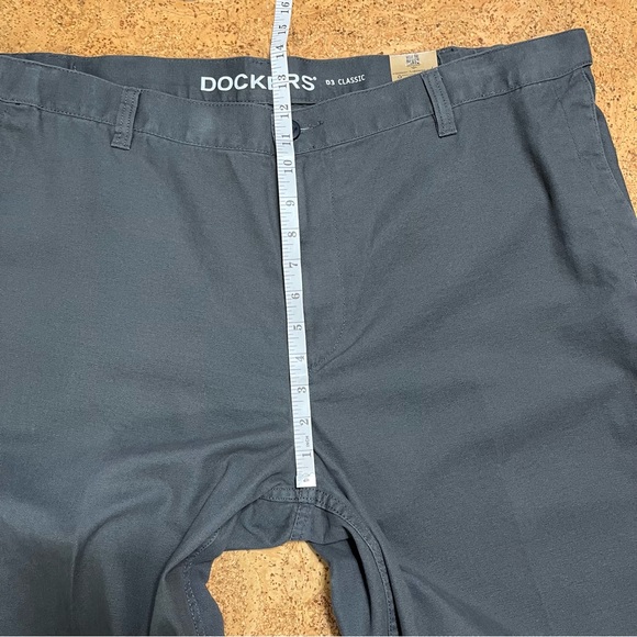Dockers Men’s Classic Fit D3 Flat Front Comfort Cargo Pants Gray NWT Sz W42 L30 - Picture 12 of 15
